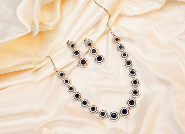 How to Style Silver Jewelry for a Festive Look