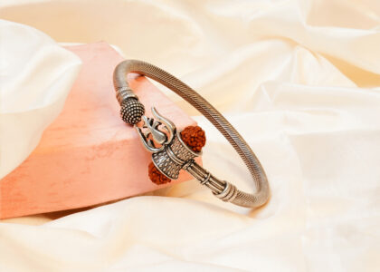 Silver Jewelry Trends to Watch in 2025